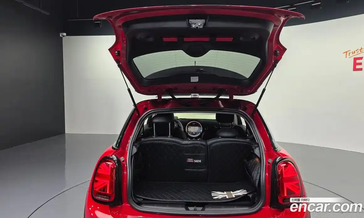 Mini Cooper 2019 1.5 гидро в Москве № 2132107, фото 35