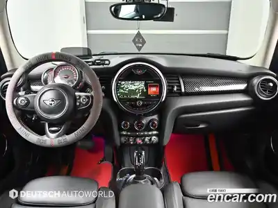 Mini Cooper 2019 2.0 гидро в Москве № 2132176, миниатюра 7