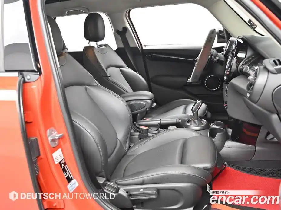 Mini Cooper 2019 2.0 гидро в Москве № 2132176, фото 10