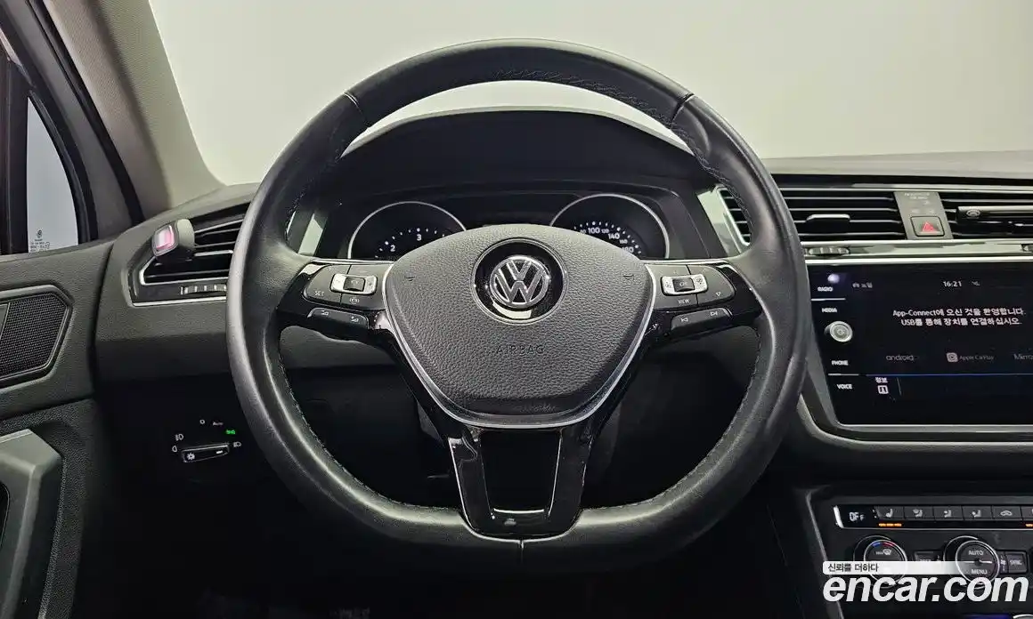Volkswagen Tiguan 2020 2.0 гидро в Москве № 2132399, фото 19