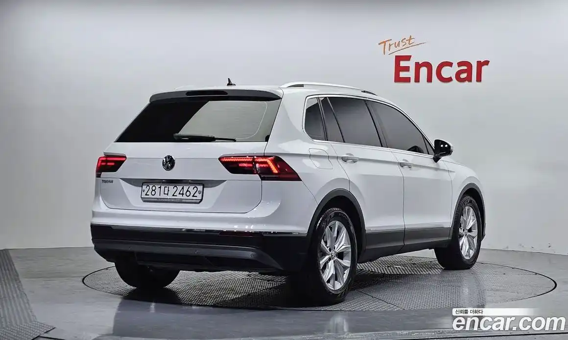 Volkswagen Tiguan 2020 2.0 гидро в Москве № 2132399, фото 2