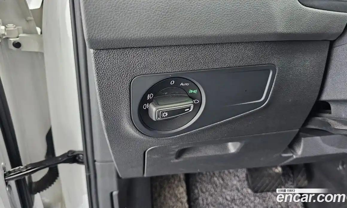 Volkswagen Tiguan 2020 2.0 гидро в Москве № 2132399, фото 22