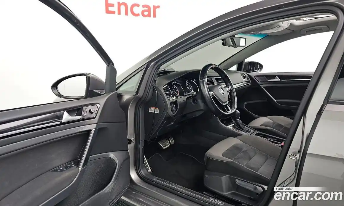 Volkswagen Golf 2014 2.0 гидро в Москве № 2132496, фото 10