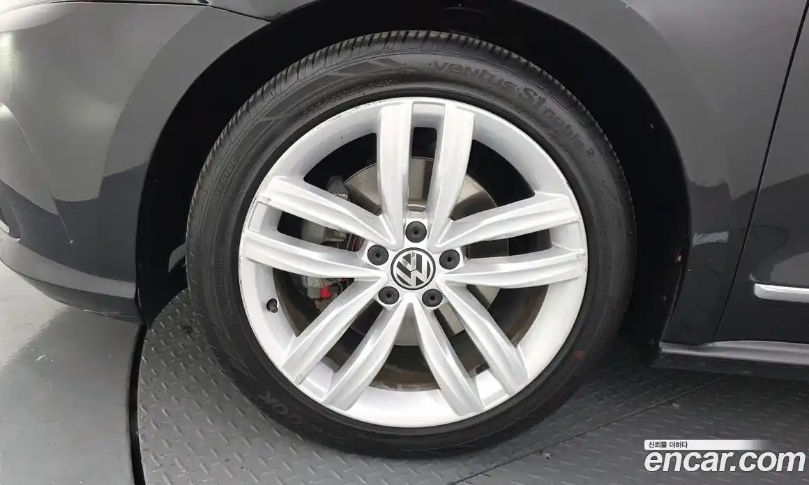 Volkswagen Passat 2018 2.0 гидро в Москве № 2132528, фото 5
