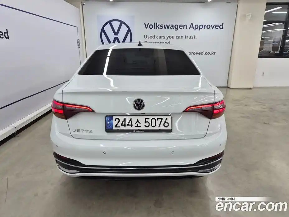 Volkswagen Jetta 2024 1.5 гидро в Москве № 2132564, фото 4