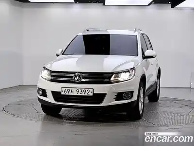 Volkswagen Tiguan 2014 2.0 гидро в Москве № 2132598, миниатюра 2