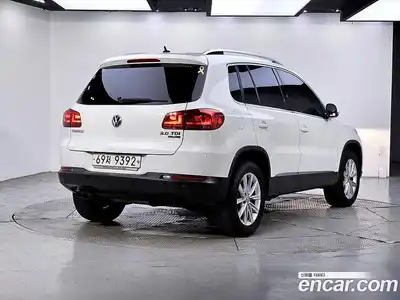 Volkswagen Tiguan 2014 2.0 гидро в Москве № 2132598, миниатюра 4