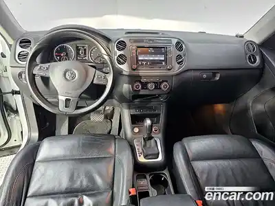 Volkswagen Tiguan 2014 2.0 гидро в Москве № 2132598, миниатюра 5