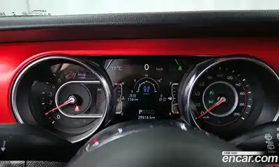 Jeep Wrangler 2022 2.0 гидро в Москве № 2132629, миниатюра 11