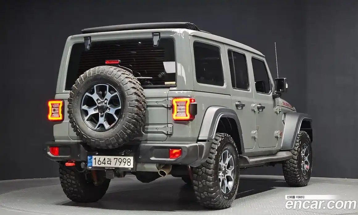 Jeep Wrangler 2022 2.0 гидро в Москве № 2132629, фото 2