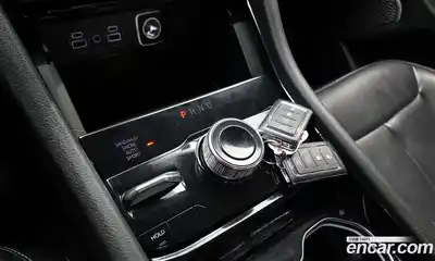 Jeep Cherokee 2023 3.6 гидро в Москве № 2132638, миниатюра 12
