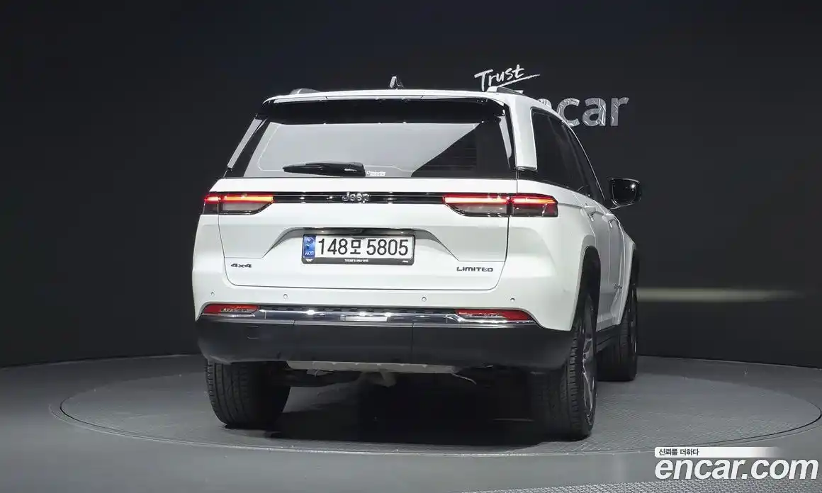 Jeep Cherokee 2023 3.6 гидро в Москве № 2132638, фото 4