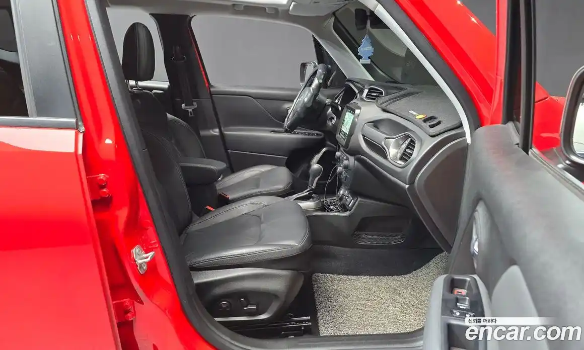 Jeep Renegade 2021 2.4 гидро в Москве № 2132662, фото 15