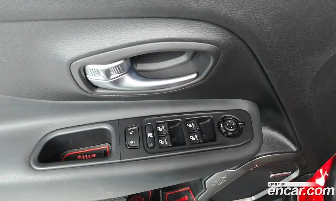 Jeep Renegade 2021 2.4 гидро в Москве № 2132662, фото 31