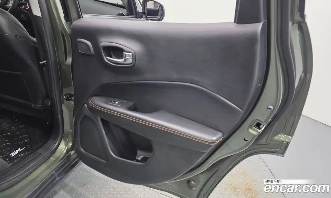 Jeep Compass 2019 2.4 гидро в Москве № 2132696, фото 15