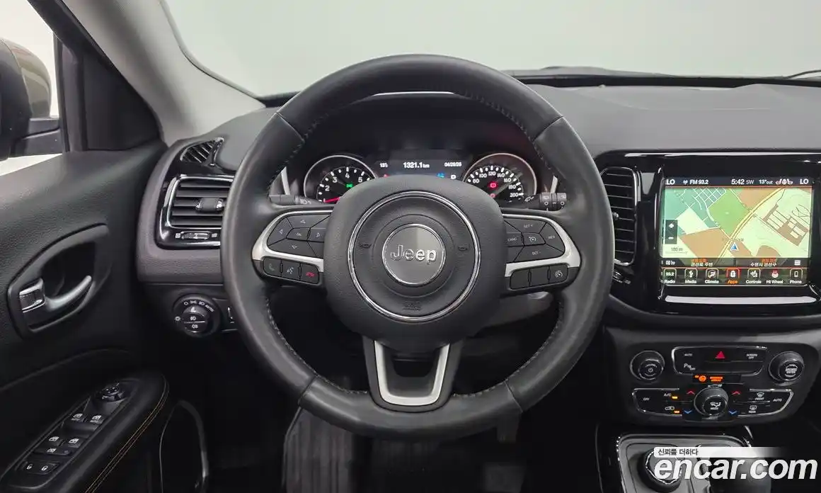 Jeep Compass 2019 2.4 гидро в Москве № 2132696, фото 19