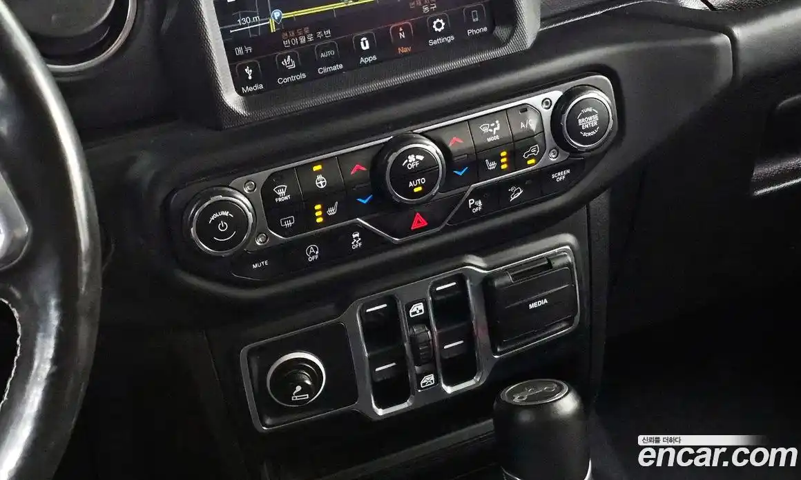 Jeep Wrangler 2019 2.0 гидро в Москве № 2132786, фото 26