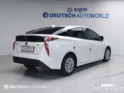 Toyota Prius 2017 1.8 гидро в Москве № 2133180, миниатюра 2
