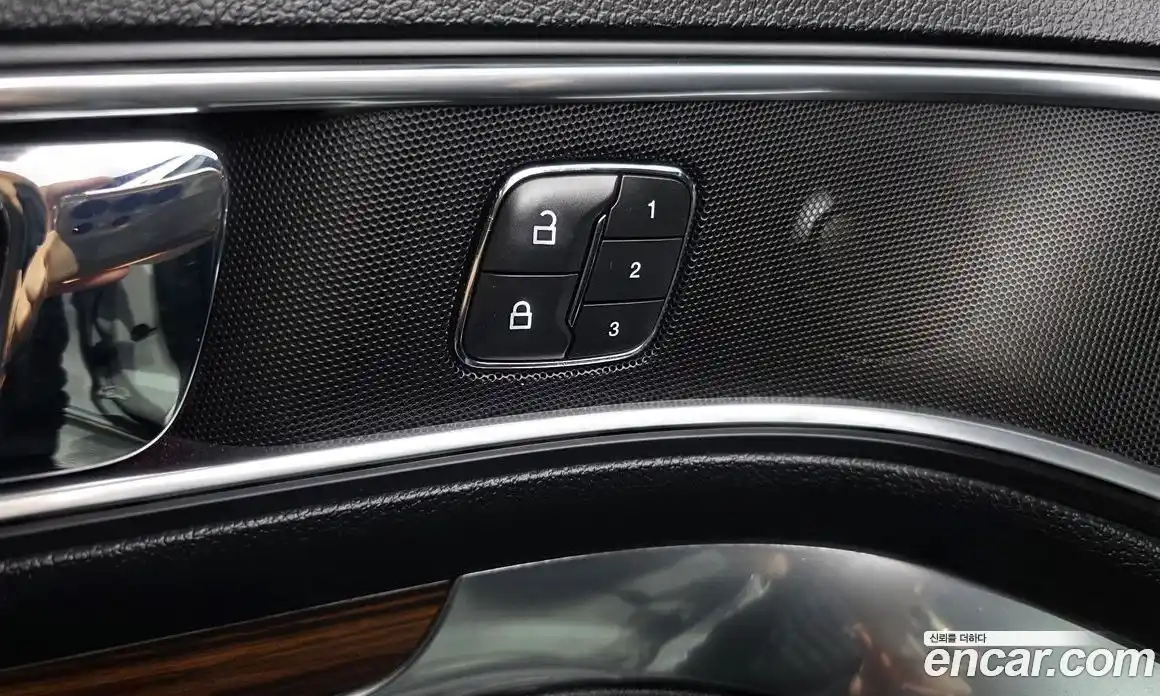 Ford Explorer 2019 2.3 гидро в Москве № 2133426, фото 32