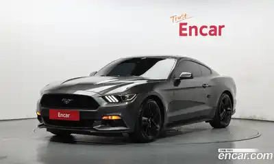 Ford Mustang Coupe