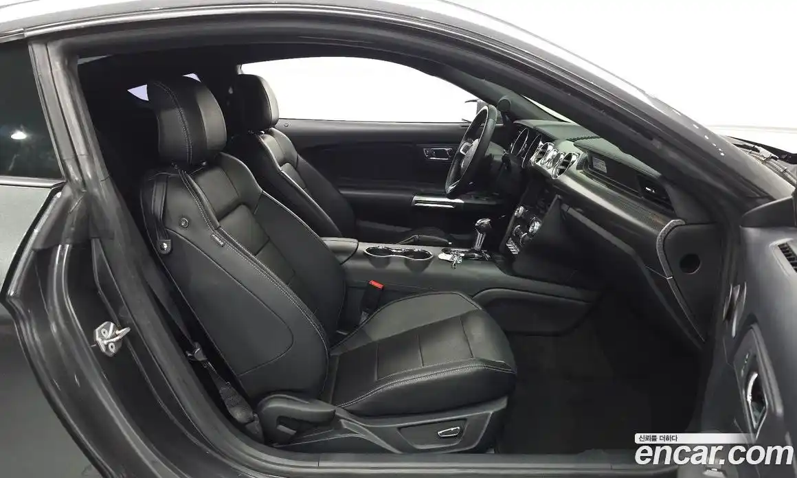 Ford Mustang 2015 2.3 гидро в Москве № 2133514, фото 10