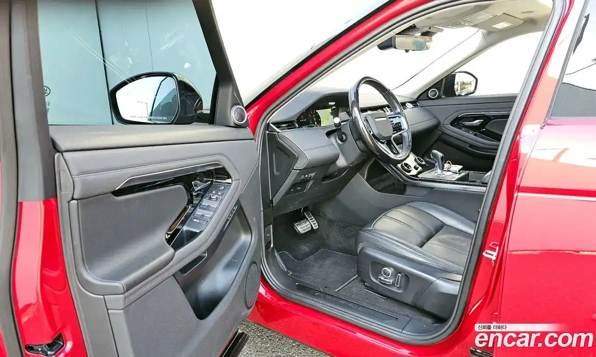 Land Rover Range-Rover Evoque 2022 2.0 гидро в Москве № 213384, фото 11