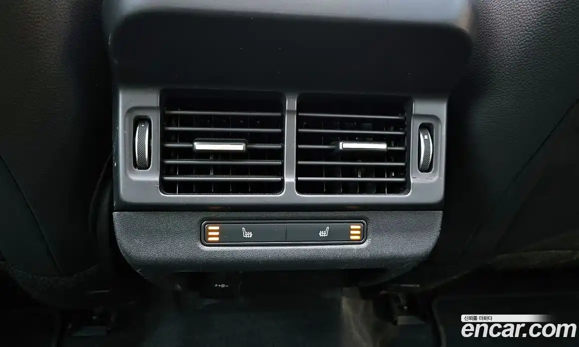 Land Rover Range-Rover Evoque 2022 2.0 гидро в Москве № 213384, фото 20