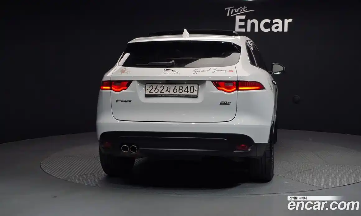 Jaguar F-Pace 2018 2.0 гидро в Москве № 2133923, фото 4