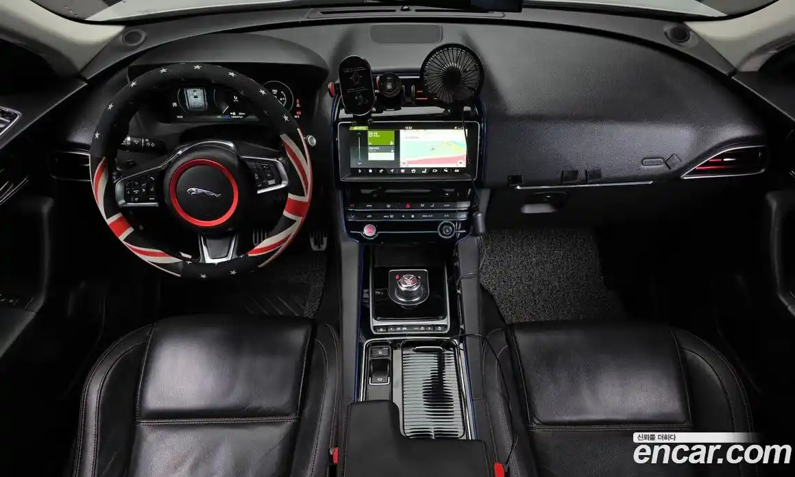 Jaguar F-Pace 2018 2.0 гидро в Москве № 2133923, фото 7