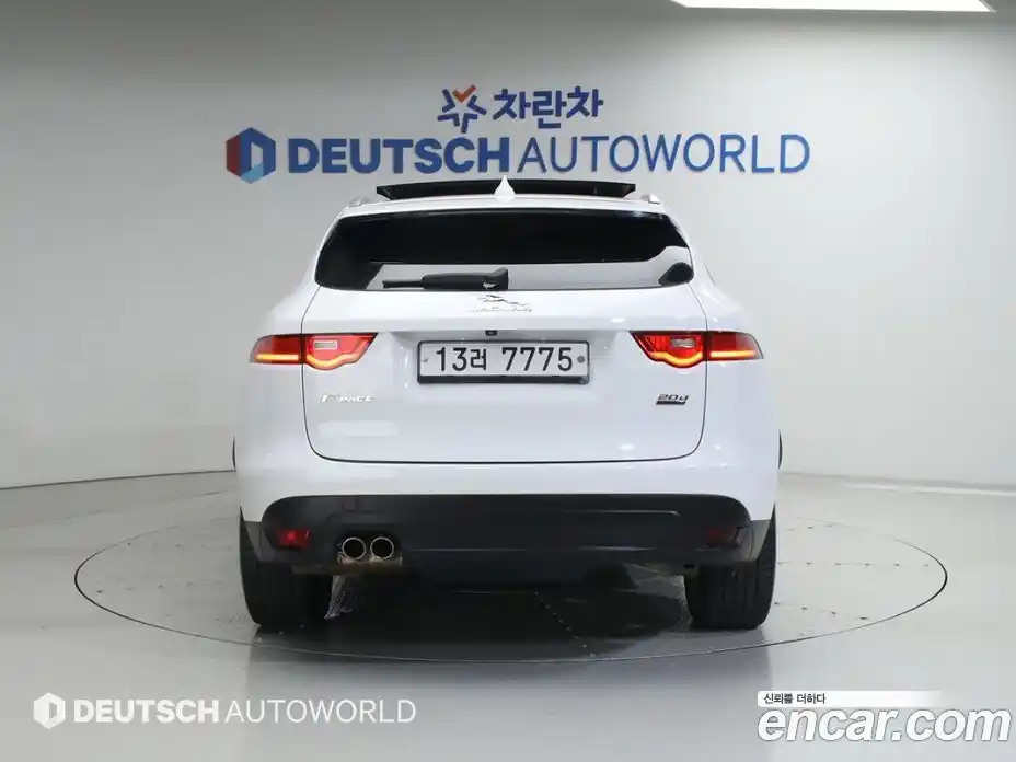 Jaguar F-Pace 2019 2.0 гидро в Москве № 2133962, фото 4