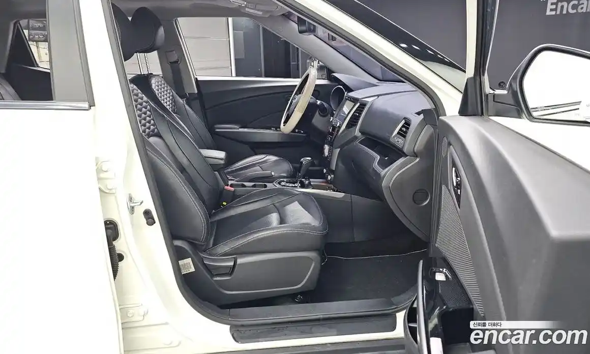 SsangYong TIBOLI 2017 1.6 гидро в Москве № 30796, фото 11