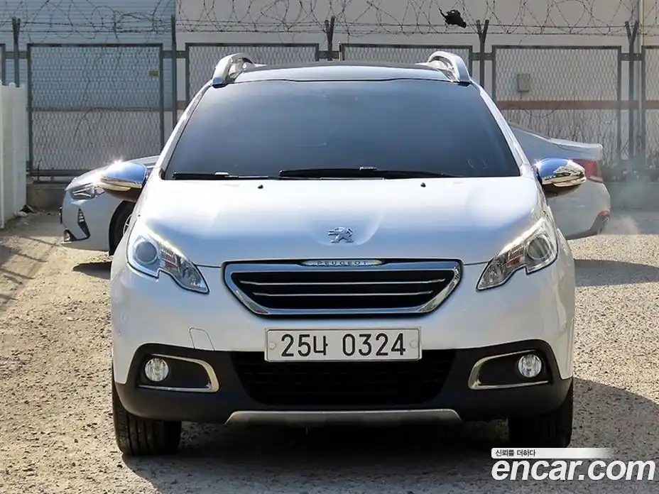 Peugeot 2008 2015 1.6 гидро в Москве, фото 1