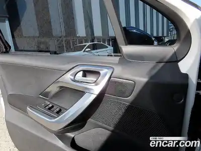 Peugeot 2008 2015 1.6 гидро в Москве, миниатюра 11