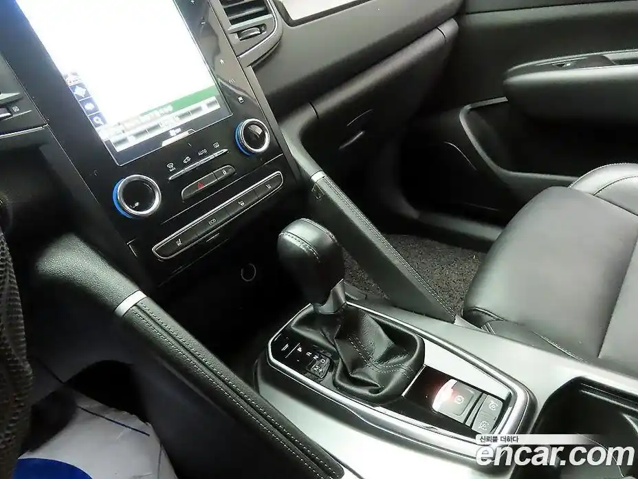 Renault QM6 2021 2.0 гидро в Москве № 152683, фото 10