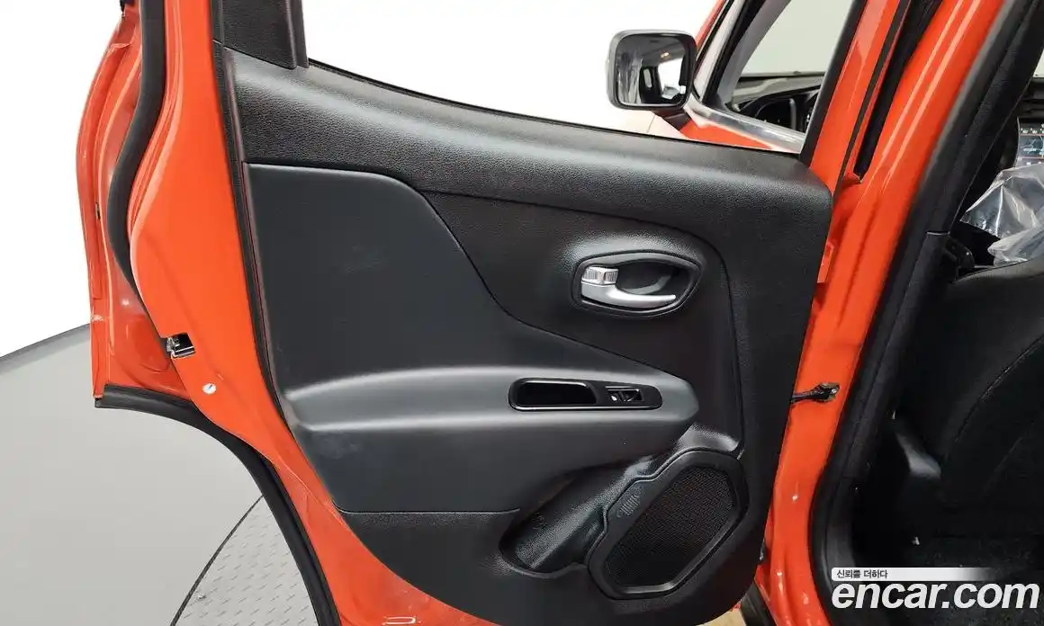 Jeep Renegade 2021 2.4 гидро в Москве № 1623783, фото 15