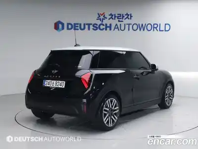 Mini Cooper 2024 2.0 гидро в Москве № 167411, миниатюра 3
