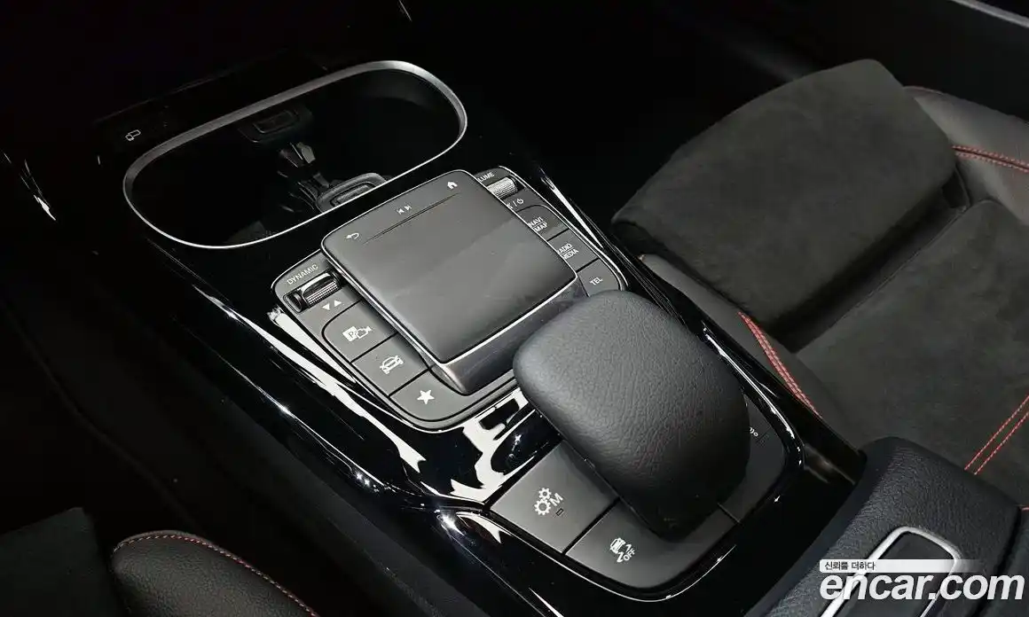 Mercedes-Benz CLA-Class 2023 2.0 гидро в Москве № 2123047, фото 30
