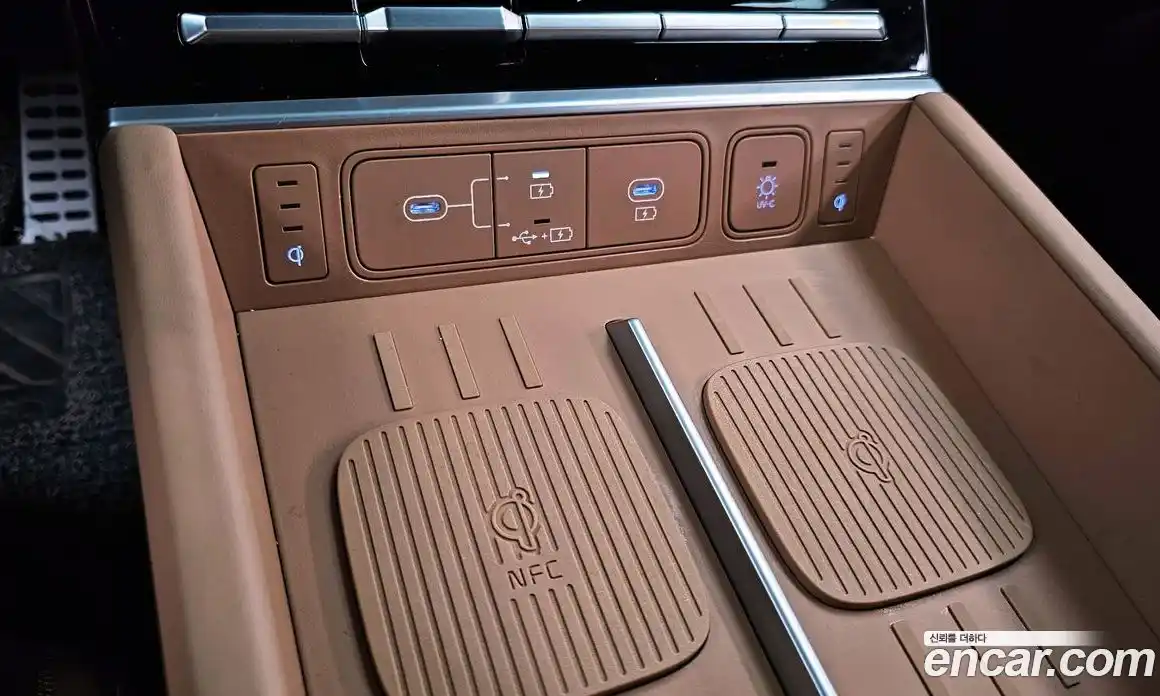 Hyundai Santa Fe 2024 1.6 гидро в Москве № 2123136, фото 31