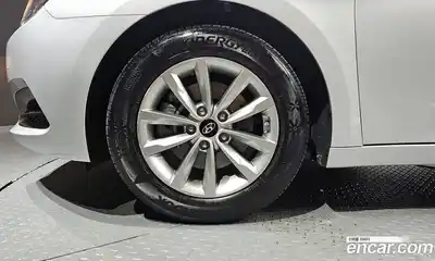 Hyundai i40 2017 2.0 гидро в Москве № 2123157, миниатюра 5