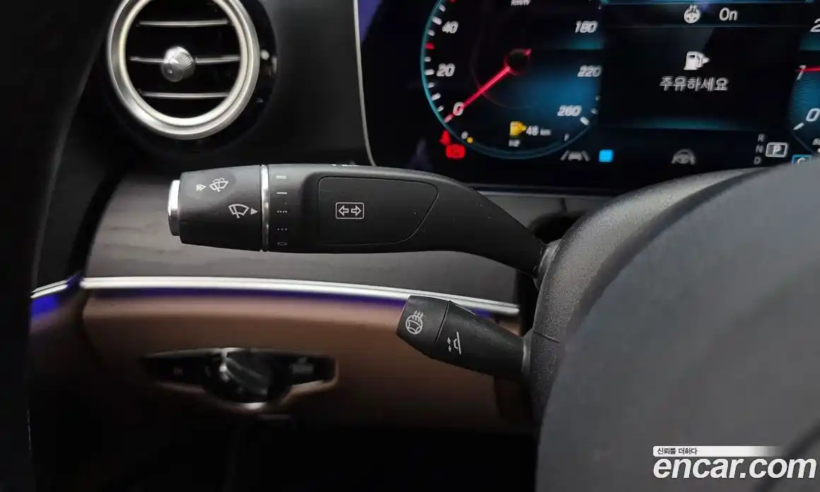 Mercedes-Benz E-Class 2022 2.0 гидро в Москве № 2123179, фото 24