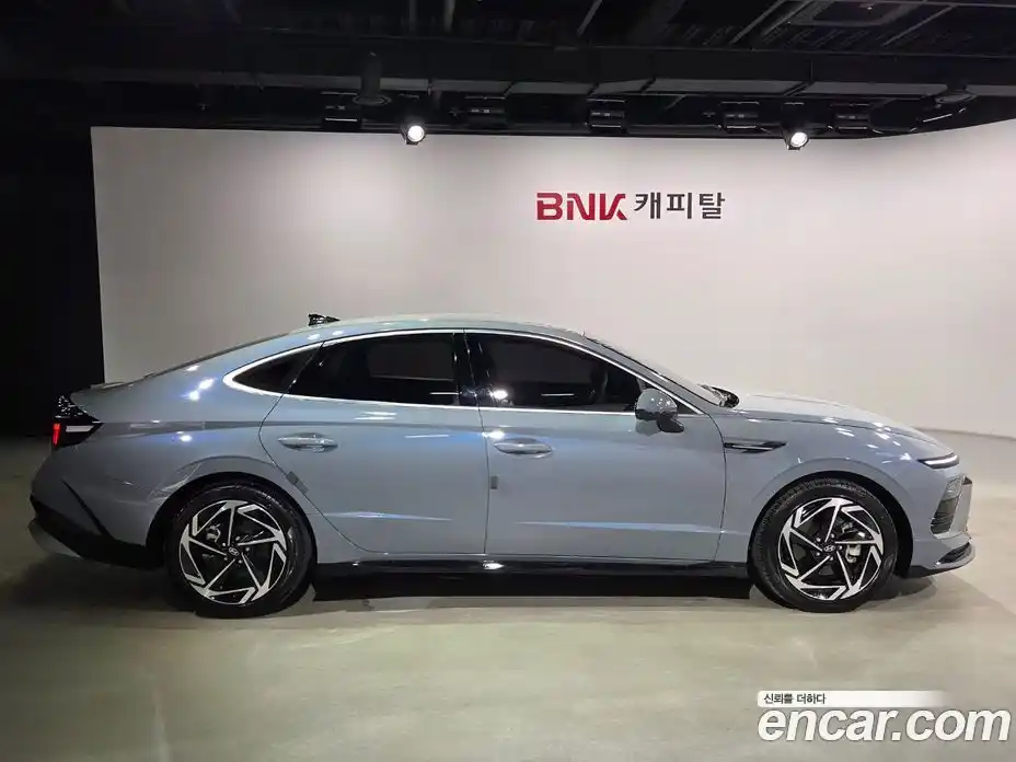 Hyundai Sonata 2023 1.6 гидро в Москве № 2123555, фото 7