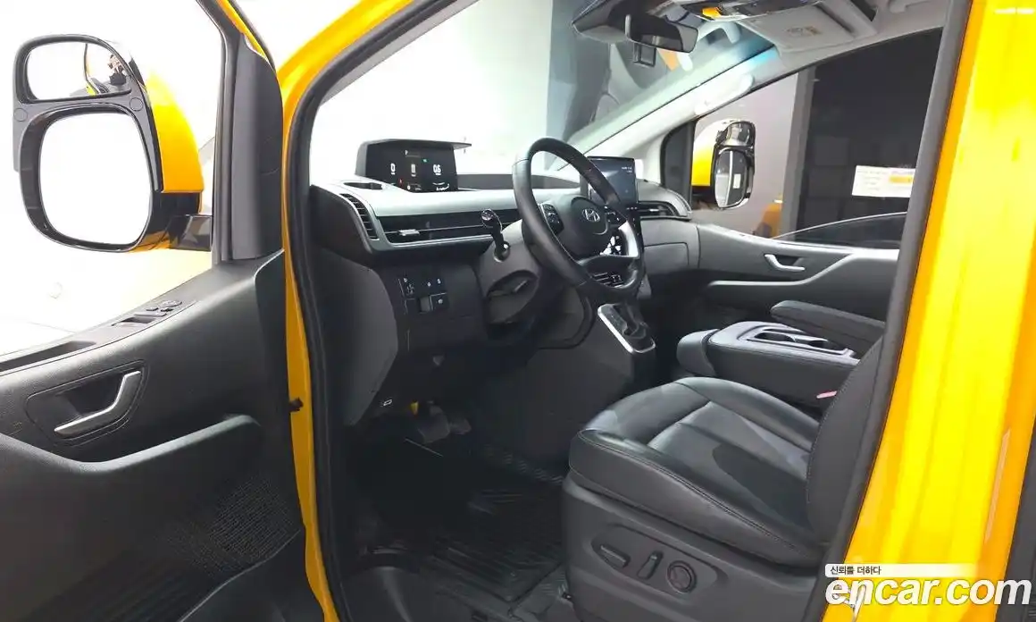 Hyundai Staria 2025 3.5 гидро в Москве № 2123615, фото 13