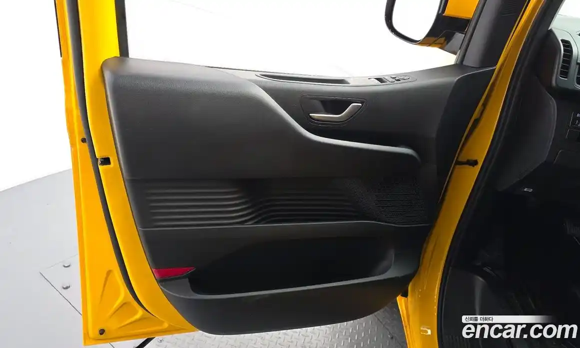 Hyundai Staria 2025 3.5 гидро в Москве № 2123615, фото 14