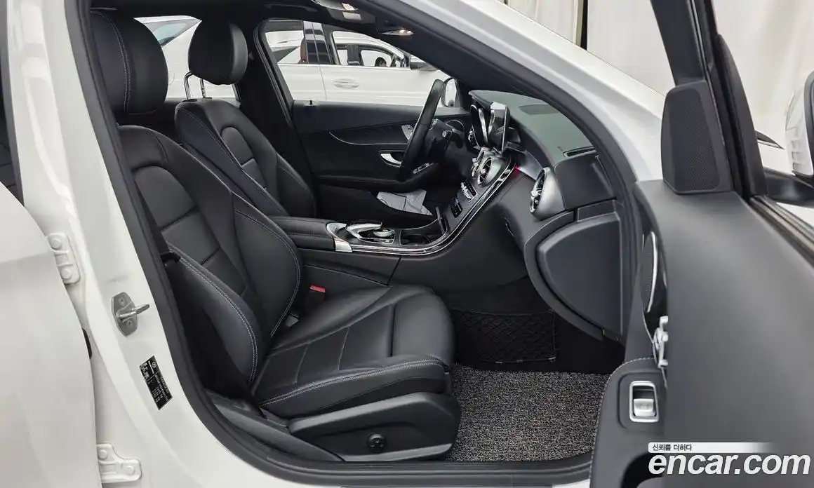 Mercedes-Benz C-Class 2019 1.9 гидро в Москве № 2123695, фото 17
