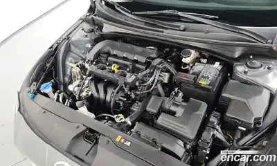 Hyundai Avante 2022 1.6 гидро в Москве № 2123795, миниатюра 6