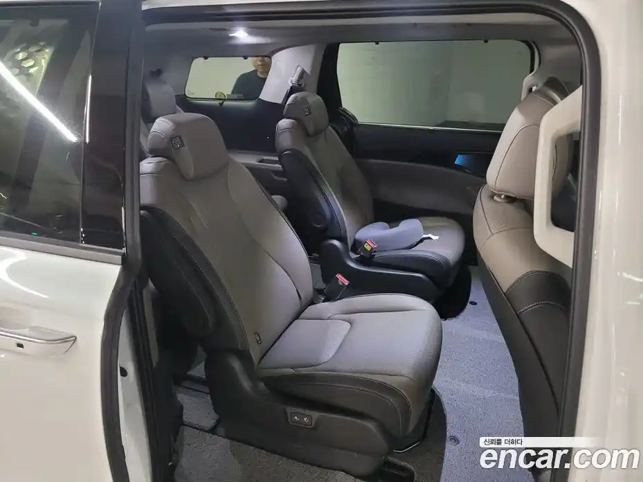 Kia Canival 2025 1.6 гидро в Москве № 2124074, фото 13