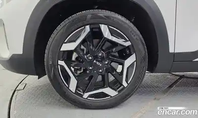 Kia Seltos 2025 1.6 гидро в Москве № 2124376, миниатюра 5
