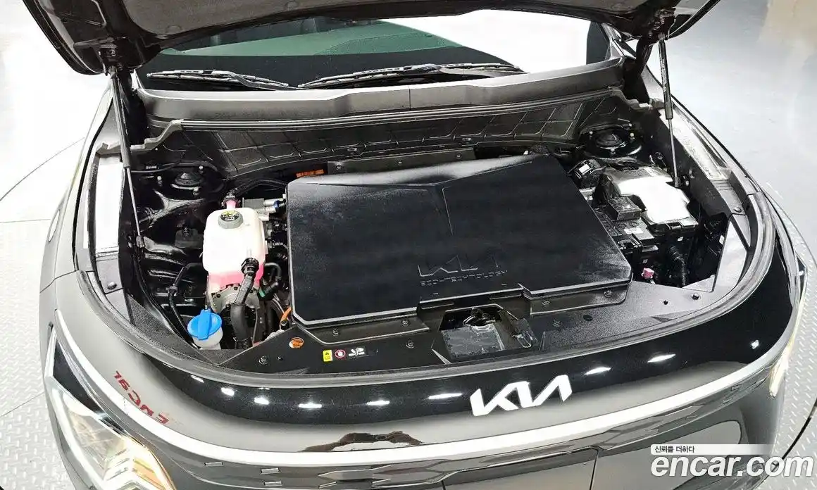 Kia Niro 2023 0.2 гидро в Москве № 2124489, фото 5