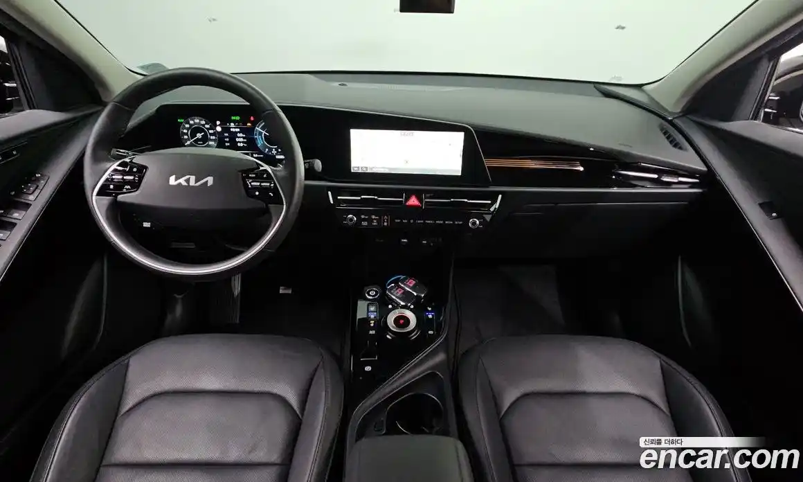 Kia Niro 2023 0.2 гидро в Москве № 2124489, фото 9