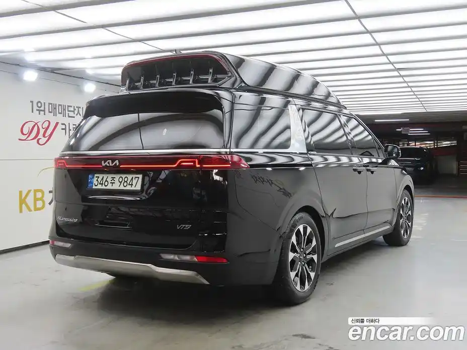 Kia Canival 2022 2.2 гидро в Москве № 2124583, фото 4